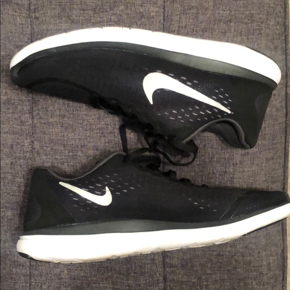 Nike athletic shoes 😊🎉